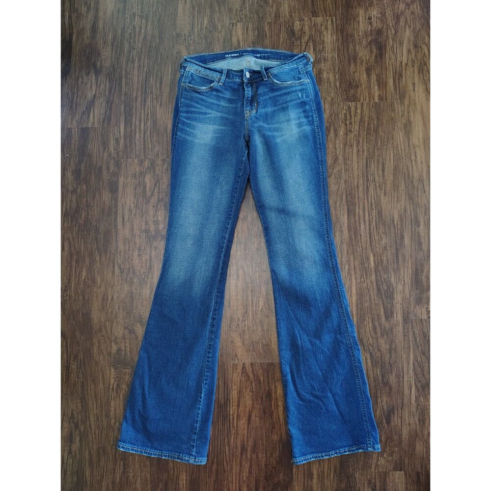 Old Navy Micro Flare Jeans Women's Size 2 Mid Rise Stretch Blue Denim Bootcut - Picture 2 of 6
